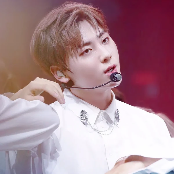 Fans' Pick: Best Moment of Hwang Minhyun
