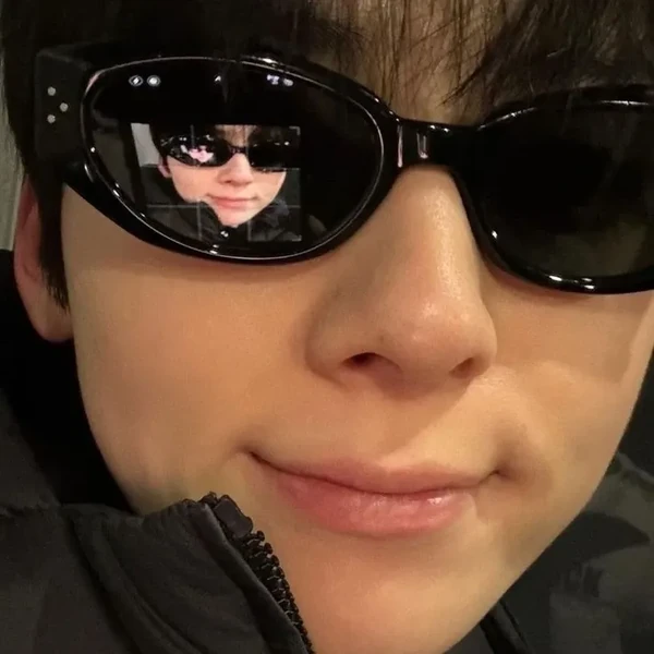Today's Most Loved Hwang Minhyun