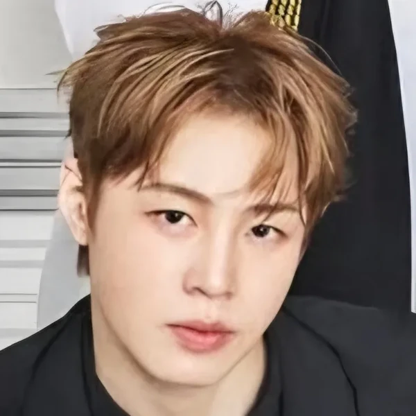 Today's Most Loved Ha Sungwoon