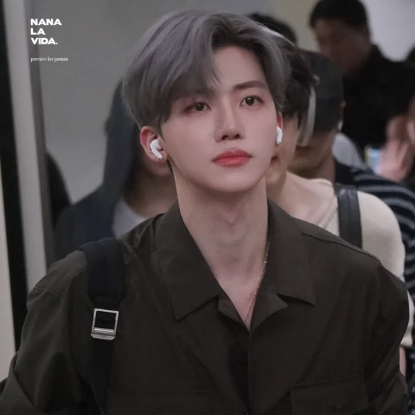 Foto Populer Penuh Cinta untuk NCT