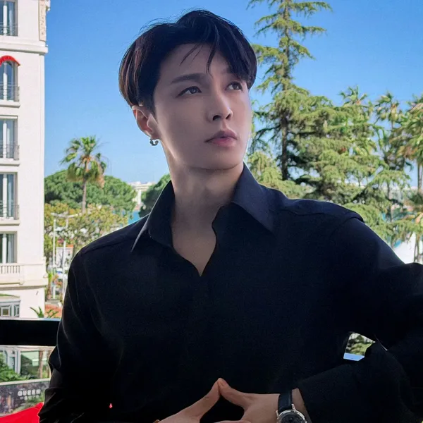 Top Photo Full of Lay (EXO) Love