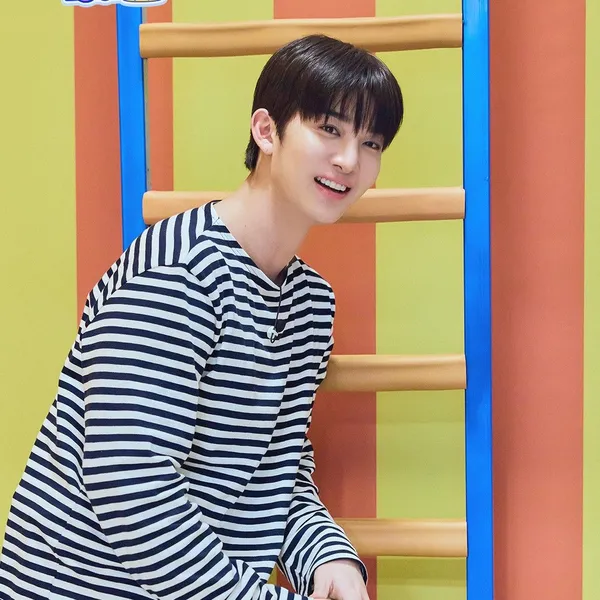 Fans' Pick: Best Moment of Bae Jinyoung