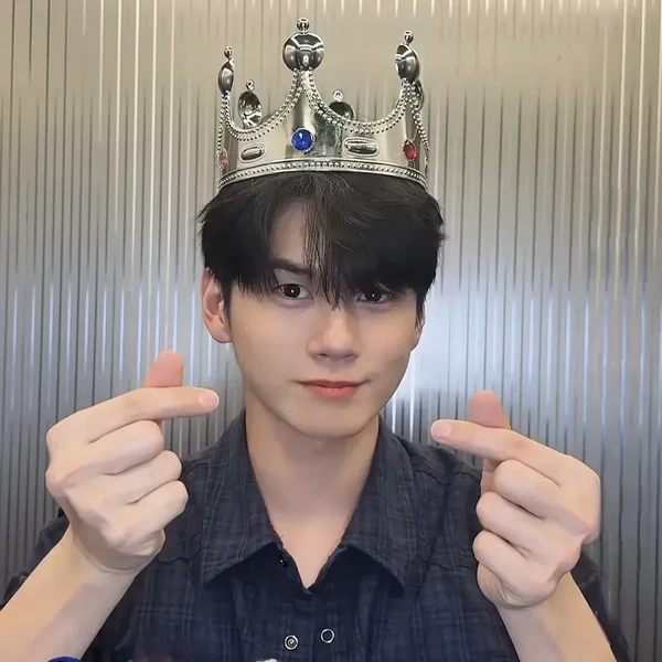 옹성우 팬심 가득한 인기 사진