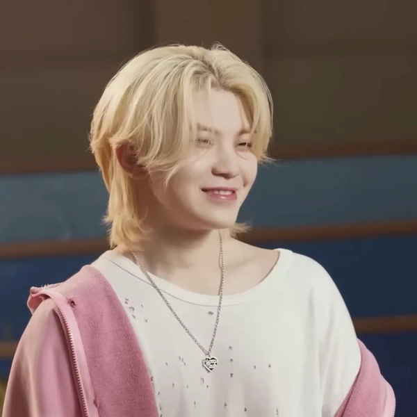 Top Photo Full of Woozi (SEVENTEEN) Love