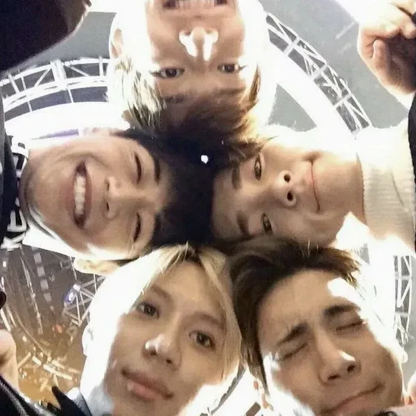 Today's Most Loved SHINee