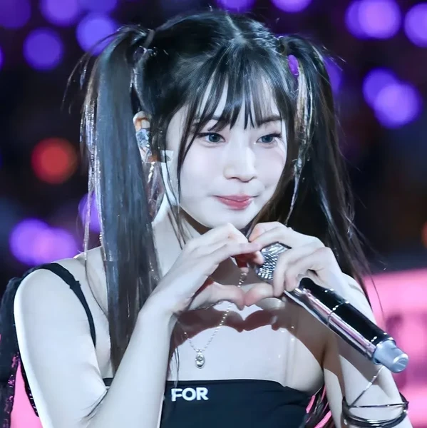Top Photo Full of TWICE Love