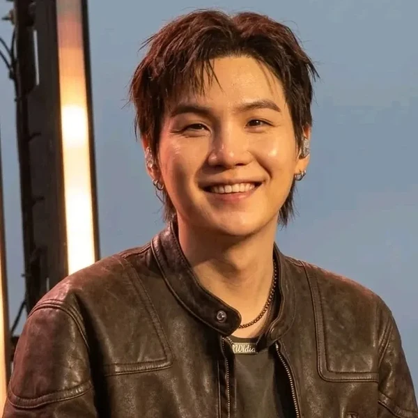 Momen Terbaik SUGA (BTS) Pilihan Penggemar