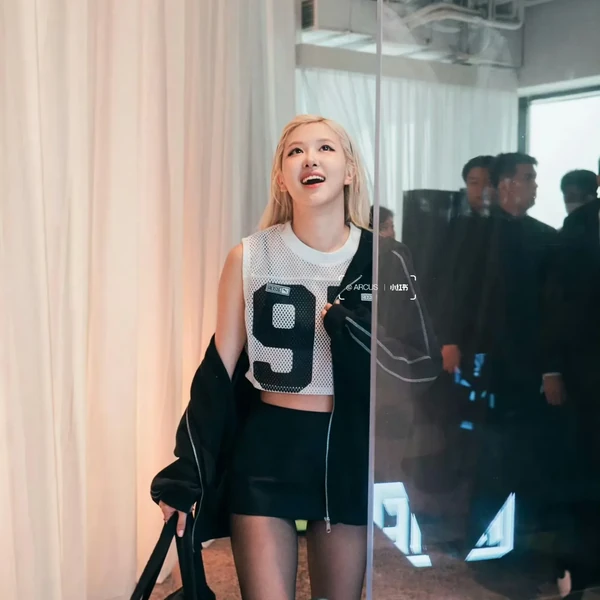 오늘 가장 사랑받은 로제 (BLACKPINK)의 모습