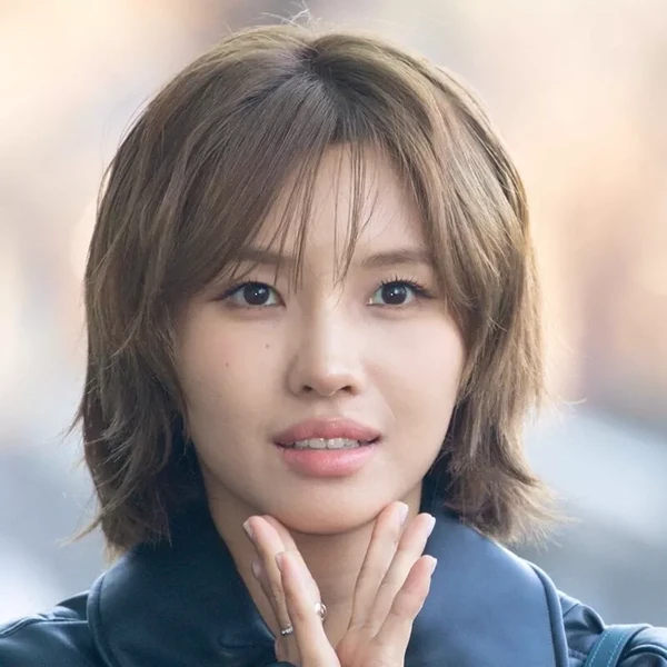 Foto Populer Penuh Cinta untuk Soyeon (i-dle)