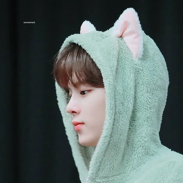 오늘 가장 사랑받은 김우석의 모습