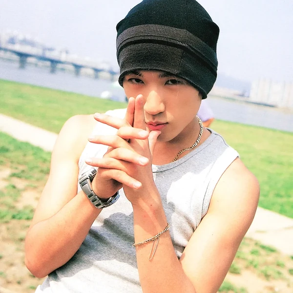 Popular profile image of Lee Minwoo (SHINHWA) selected by votes