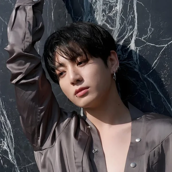 오늘 가장 사랑받은 정국 (방탄소년단)의 모습
