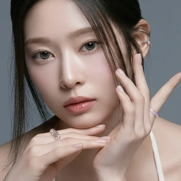 Popular profile picture of Kim Minju loved by fans