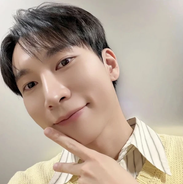 Today's Most Loved Seo Eunkwang (BTOB)