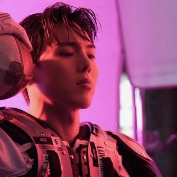 Foto Populer Penuh Cinta untuk Shownu (MONSTA X)