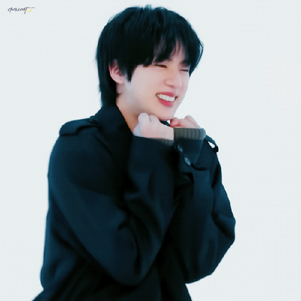 Foto Populer Penuh Cinta untuk Jin (BTS)