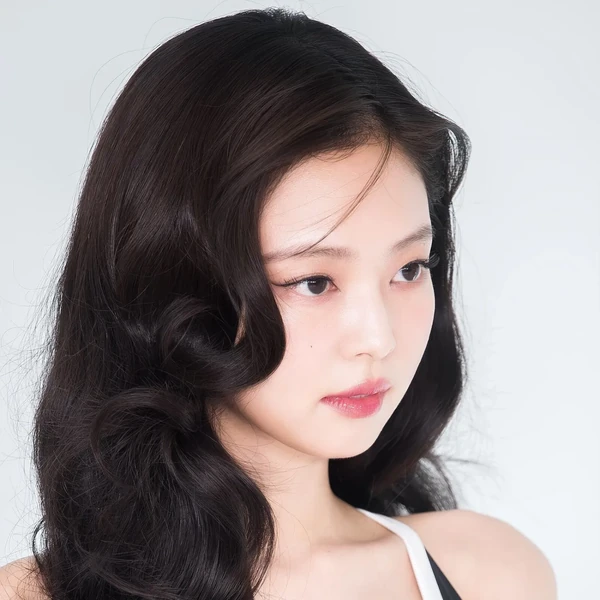 Today's Most Loved Jennie (BLACKPINK)