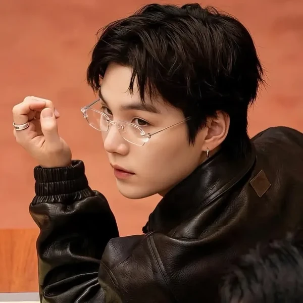 Momen Terbaik SUGA (BTS) Pilihan Penggemar