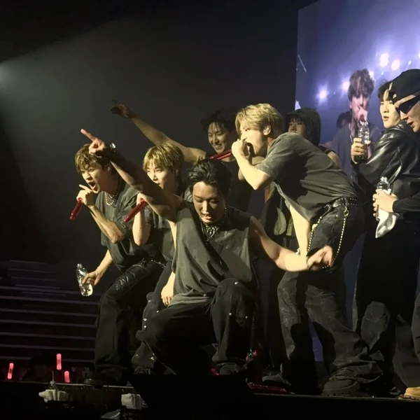 iKON 팬심 가득한 인기 사진