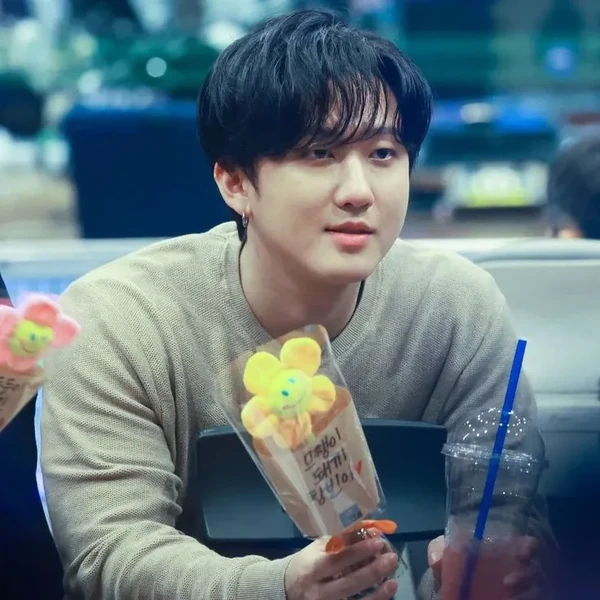 Today's Most Loved Changbin (Stray Kids)