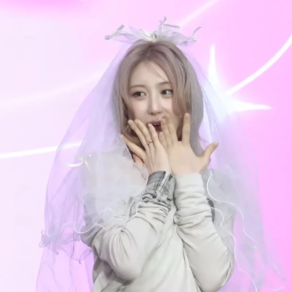 오늘 가장 사랑받은 이채연의 모습