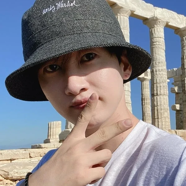 Top Photo Full of Eunhyuk (Super Junior) Love