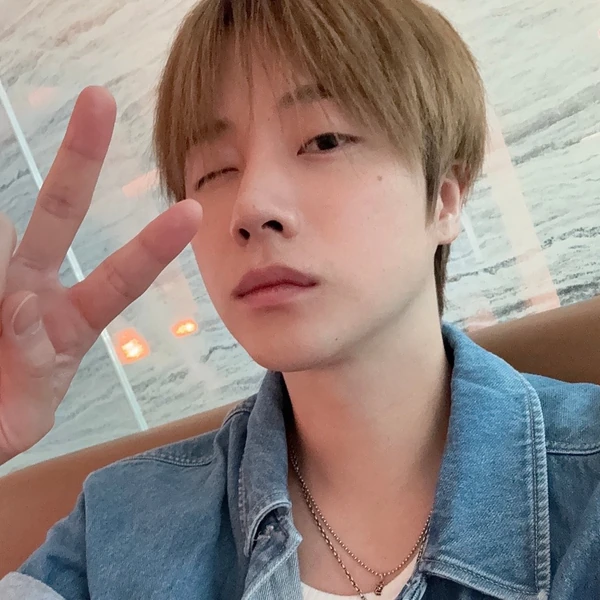 iKON JAY Fandom Community │ No.1 KPOP App CHOEAEDOL