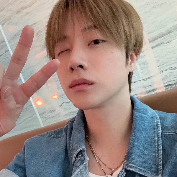 Today's Most Loved JAY (iKON)