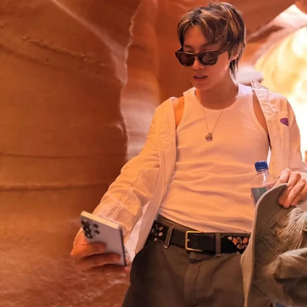 Penampilan j-hope (BTS) yang Paling Dicintai Hari Ini