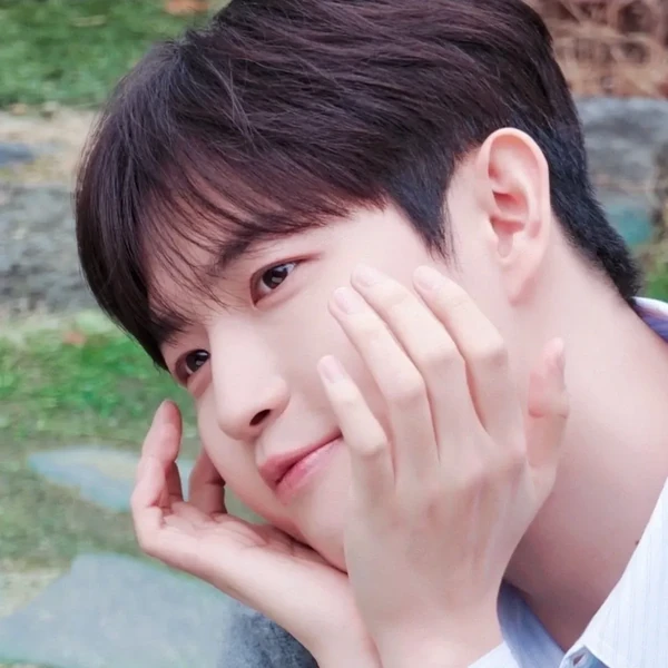 今日最受喜愛的金在奐