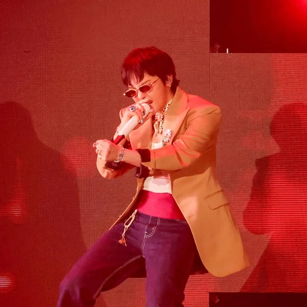 Today's Most Loved G-DRAGON (BIGBANG)