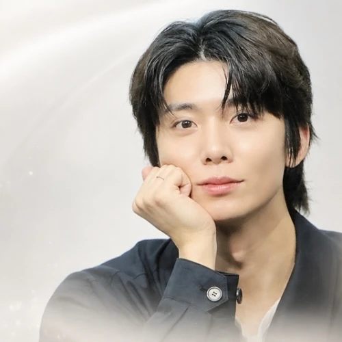 Popular profile picture of Hwiyoung (SF9) loved by fans