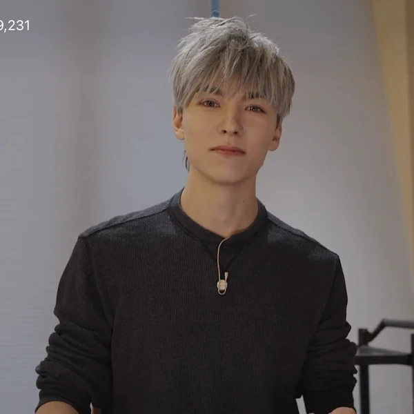 Fans' Pick: Best Moment of Vernon (SEVENTEEN)