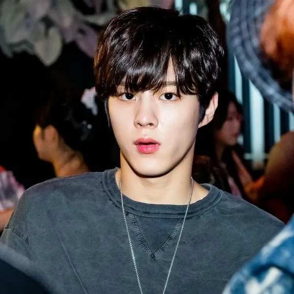 오늘 가장 사랑받은 김우석의 모습