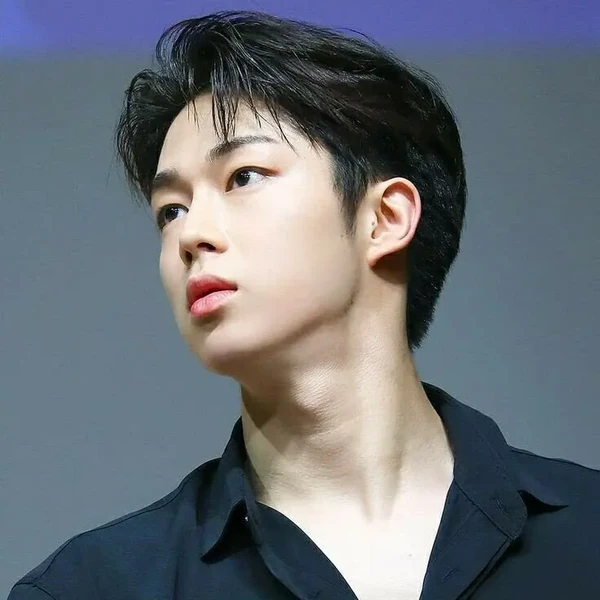 Penampilan SF9 yang Paling Dicintai Hari Ini
