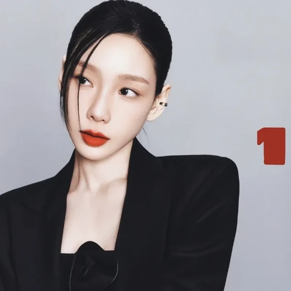 Popular profile image of 태연 (소녀시대) selected by votes