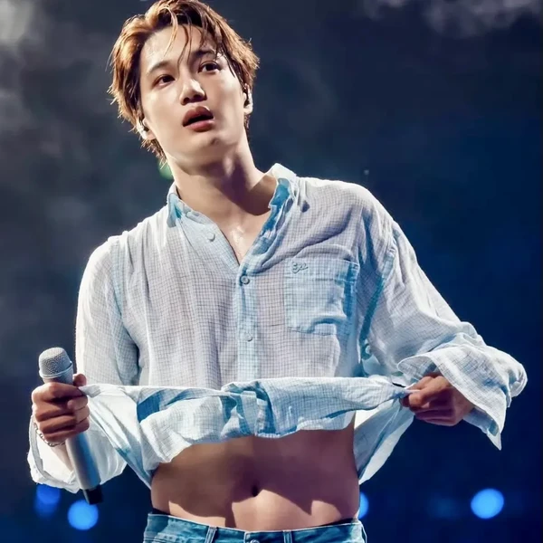 Foto Populer Penuh Cinta untuk Kai (EXO)