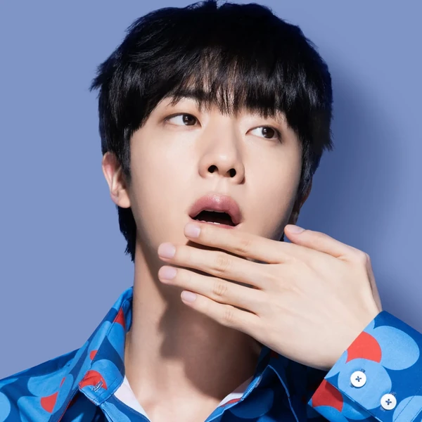Penampilan Jin (BTS) yang Paling Dicintai Hari Ini