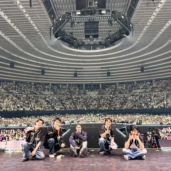 Penampilan EXO yang Paling Dicintai Hari Ini