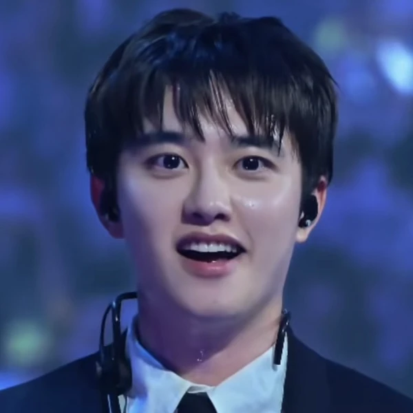 오늘 가장 사랑받은 디오 (EXO)의 모습