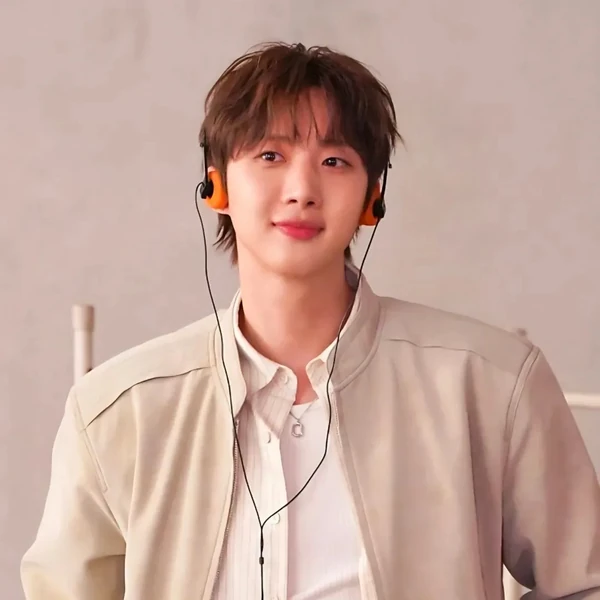 Fans' Pick: Best Moment of Hui (PENTAGON)