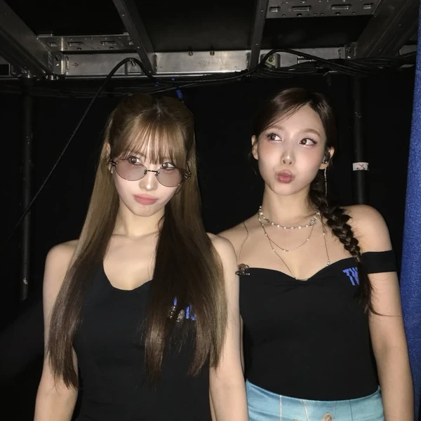 Top Photo Full of Momo (TWICE) Love