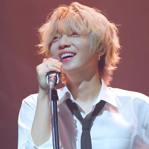 Today's Most Loved Jeong Sewoon