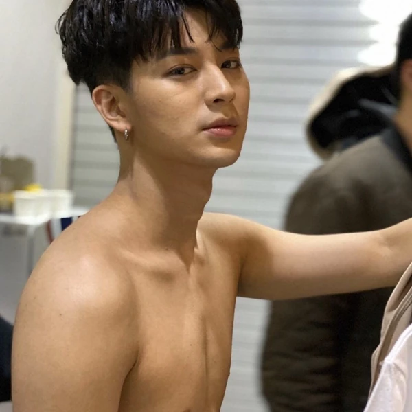Top Photo Full of SONG (iKON) Love