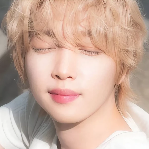 Top Photo Full of Jeong Sewoon Love