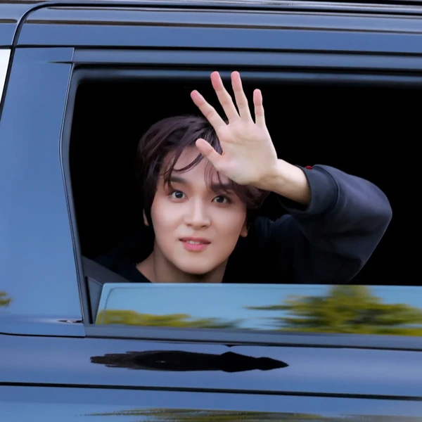 Foto Populer Penuh Cinta untuk NCT