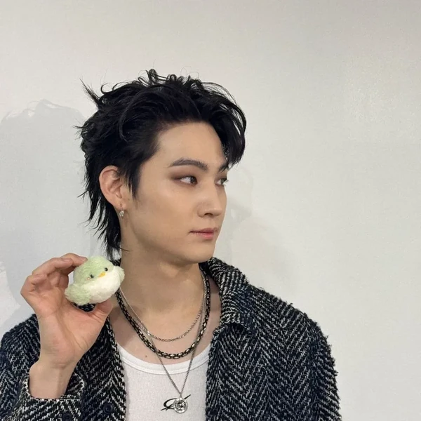 Top Photo Full of JAY B (GOT7) Love