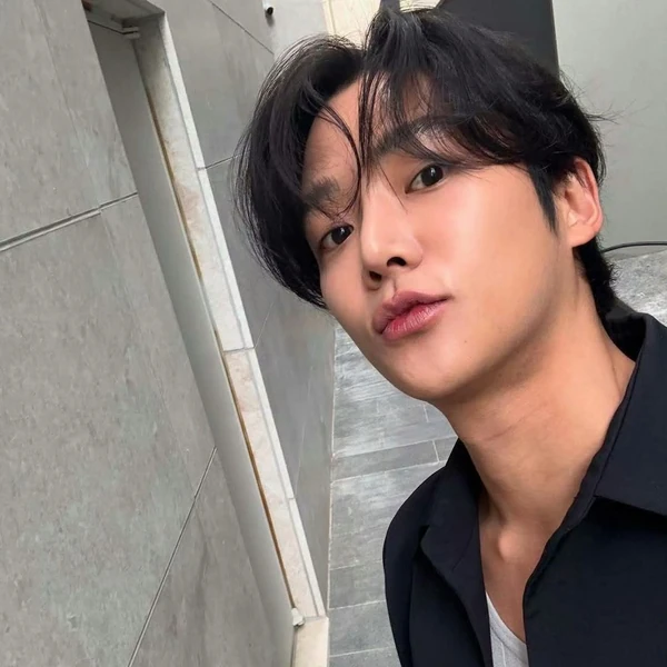 Today's Most Loved Rowoon