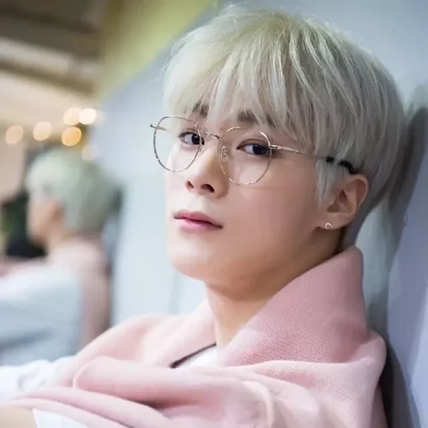 Top Photo Full of Moonbin (ASTRO) Love