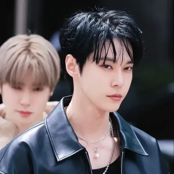 도영 (NCT 127) 팬심 가득한 인기 사진